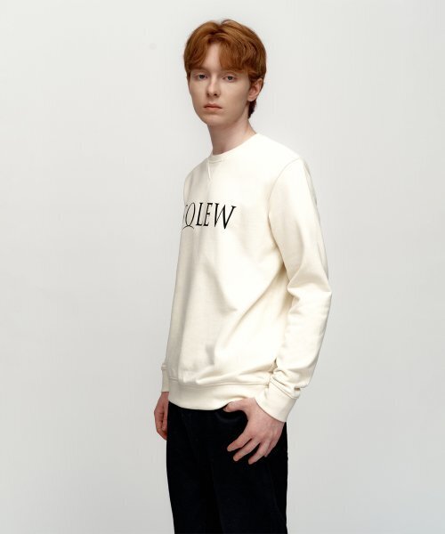 SOLEW（ソル）の「ルーズフィットロゴスウェットシャツ_アイボリー（スウェット・メンズ・その他・SMALL/MEDIUM/LARGE/X-LARGE）」の3枚目の写真