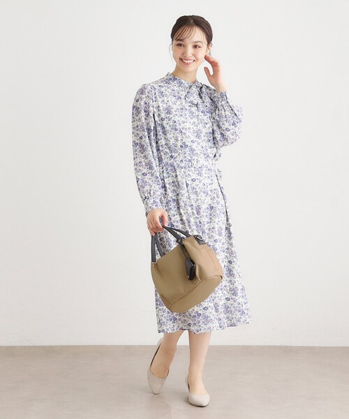 LAURA ASHLEY(ローラアシュレイ)の「コインケース付き 裏地柄ソフトトート(トートバッグ・レディース・ピンク系/ベージュ/ブラック・00)」の10枚目の写真