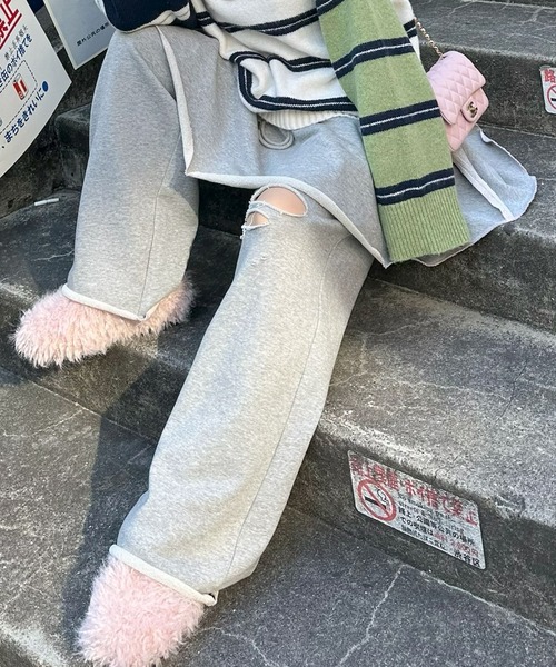 Alley Tokyo（アリートーキョー）の「ダメージスウェパンとフレアスカートのセット（スウェットパンツ・レディース・オフホワイト/グレー・FREE）」の4枚目の写真