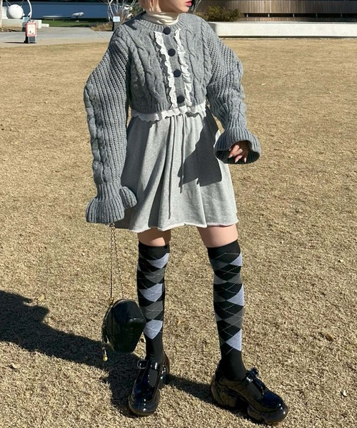 Alley Tokyo（アリートーキョー）の「ダメージスウェパンとフレアスカートのセット（スウェットパンツ・レディース・オフホワイト/グレー・FREE）」の6枚目の写真