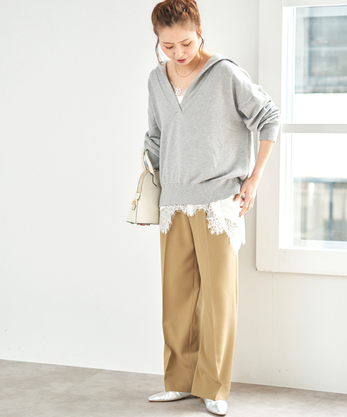 Spick & Span（スピックアンドスパン）の「レースサテンチュニックキャミソール（キャミソール・レディース・ホワイト/チャコールグレー・FREE）」の4枚目の写真