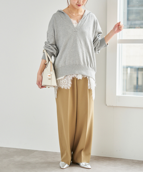 Spick & Span（スピックアンドスパン）の「レースサテンチュニックキャミソール（キャミソール・レディース・ホワイト/チャコールグレー・FREE）」の15枚目の写真