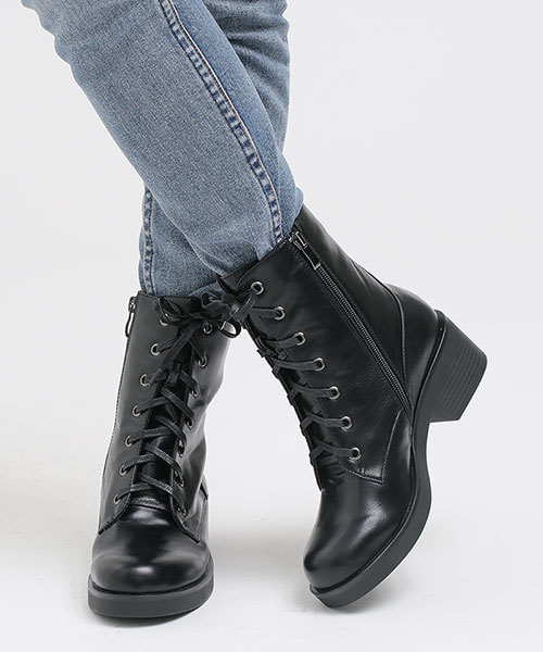 NANO universe（ナノユニバース）の「レースアップショートブーツ（ブーツ・レディース・ブラック・36/37/38）」の2枚目の写真