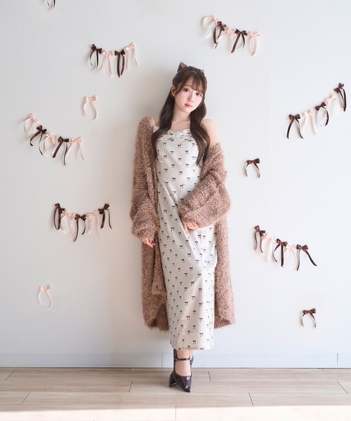 Rose Muse(ロゼミューズ)の「sparkly fluffy cardigan(カーディガン/ボレロ・レディース・ホワイト/モカ・FREE)」の8枚目の写真