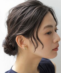 組曲（クミキョク）の「フラワー×パールライク 2WAYイヤリング（イヤリング）」