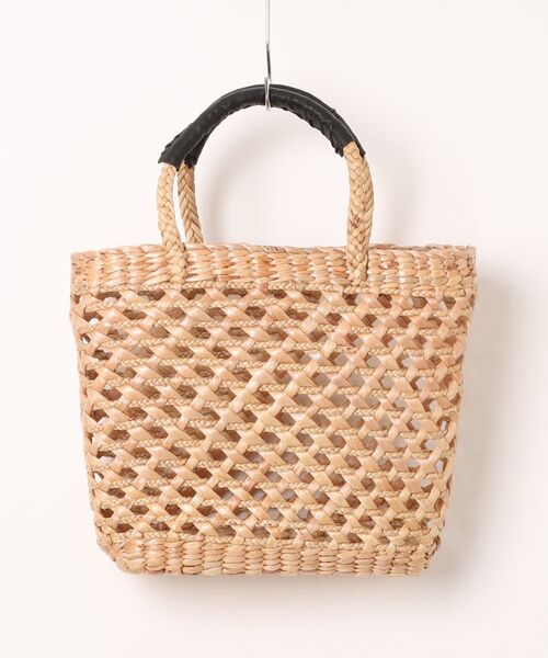 LILA&FLEUR(リラアンドフルール)の「Water Hyacints Bias Basket/ M(かごバッグ・レディース・ナチュラル・MEDIUM)」の1枚目の写真