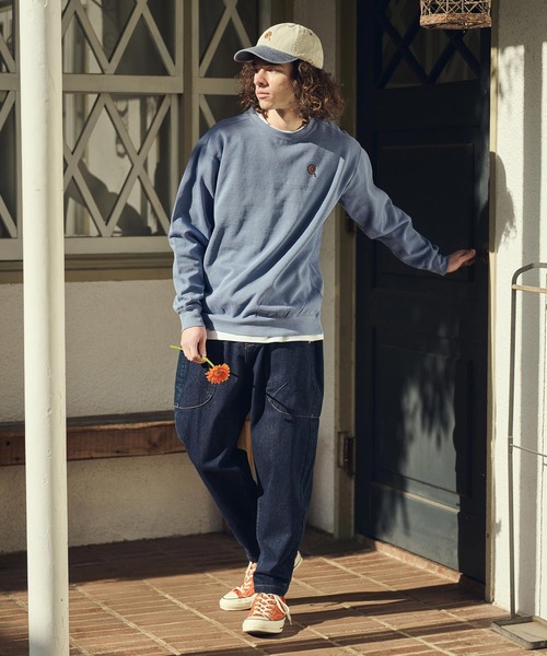 UN-FILLED(アンフィルド)の「msw1847- GARBERA EMB PIGMENT CN SWEAT スウェット(SDUF-2610)(スウェット・メンズ・ブラック/ブルー/グリーン・XL/L/M)」の14枚目の写真