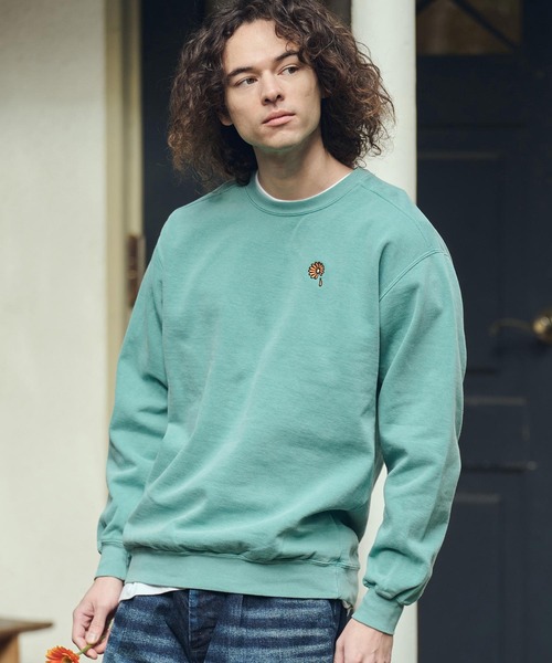 UN-FILLED(アンフィルド)の「msw1847- GARBERA EMB PIGMENT CN SWEAT スウェット(SDUF-2610)(スウェット・メンズ・ブラック/ブルー/グリーン・XL/L/M)」の16枚目の写真