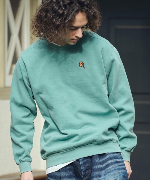 UN-FILLED(アンフィルド)の「msw1847- GARBERA EMB PIGMENT CN SWEAT スウェット(SDUF-2610)(スウェット・メンズ・ブラック/ブルー/グリーン・XL/L/M)」の17枚目の写真