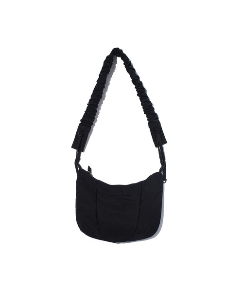 F/CE. (エフシーイー)の「F/CE. TEXTURED TWILL POUCH / エフシーイー テクスチャードツイル ポーチ(ボディバッグ/ウエストポーチ・メンズ・チャコール/ネイビー/ブラック・FREE)」の2枚目の写真
