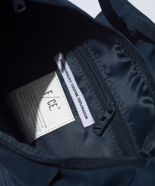 F/CE. (エフシーイー)の「F/CE. TEXTURED TWILL POUCH / エフシーイー テクスチャードツイル ポーチ(ボディバッグ/ウエストポーチ・メンズ・チャコール/ネイビー/ブラック・FREE)」の10枚目の写真