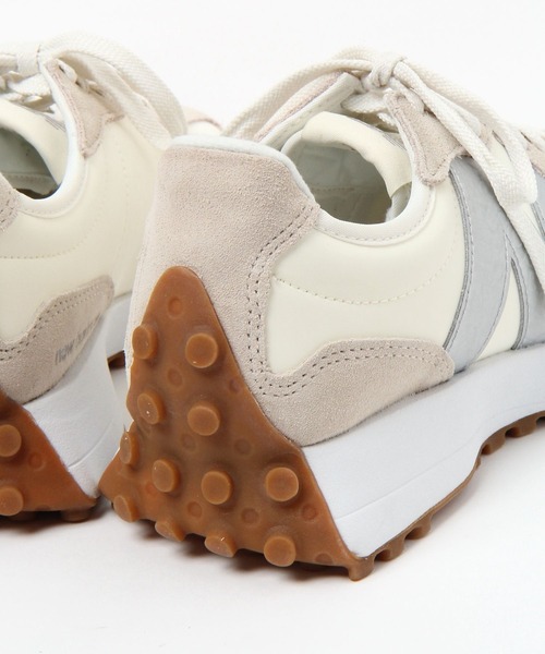 niko and...（ニコアンド）の「【New Balance(ニューバランス)】327（スニーカー・レディース・オフホワイト・23.5cm/24.5cm）」の13枚目の写真
