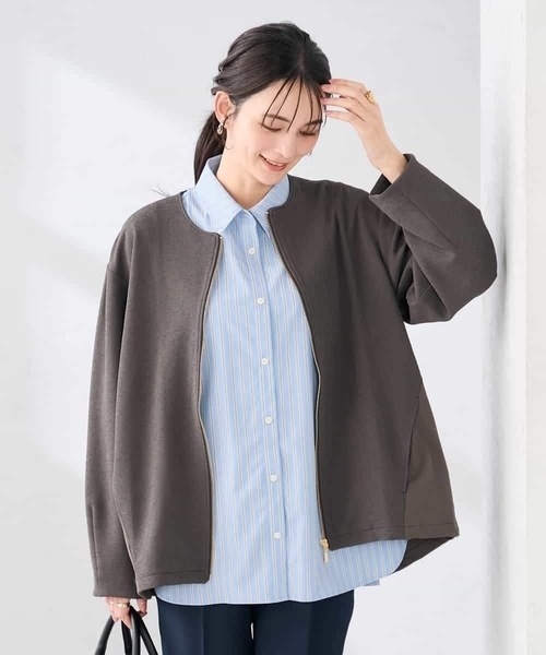 a.v.v（アーヴェヴェ）の「異素材切り替えノーカラーブルゾン（ノーカラージャケット・レディース・チャコールグレー/アイボリー・38/40）」の12枚目の写真