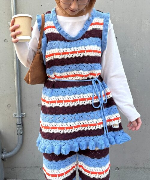 HELLO.SANFRANCISCO(ハローサンフランシスコ)の「【HELLO.SANFRANCISCO】透かし柄ボーダーニットチュニック(ニット/セーター・レディース・レッド/サックスブルー・ONE SIZE)」の1枚目の写真