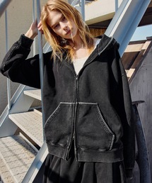 ROCHEM（ローシェン）の「ステッチデザインショート丈ダブルジップパーカー（パーカー）」