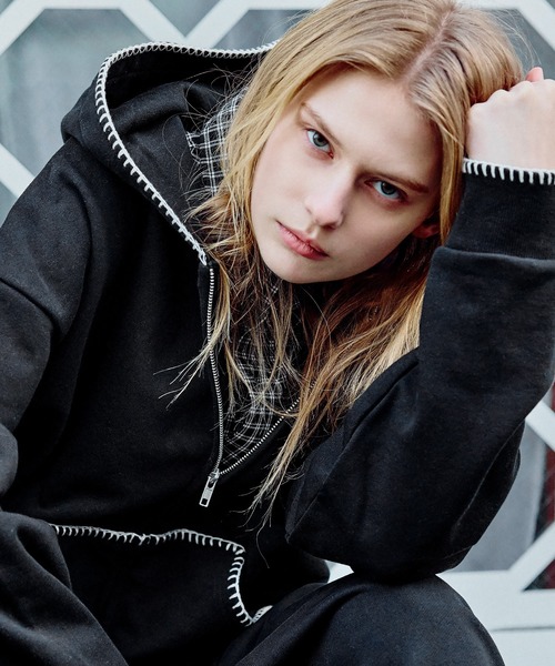 ROCHEM（ローシェン）の「ステッチデザインショート丈ダブルジップパーカー（パーカー・メンズ・ブラック/グレー/ブラック系・L/M/S/XS）」の17枚目の写真