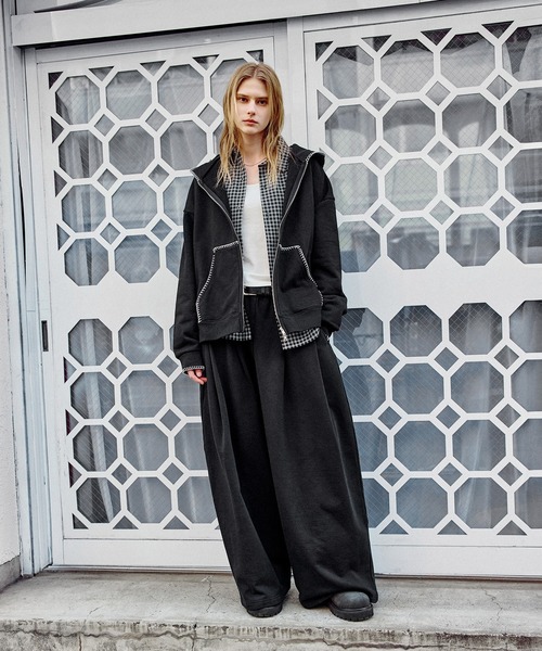 ROCHEM（ローシェン）の「ステッチデザインショート丈ダブルジップパーカー（パーカー・メンズ・ブラック/グレー/ブラック系・L/M/S/XS）」の21枚目の写真