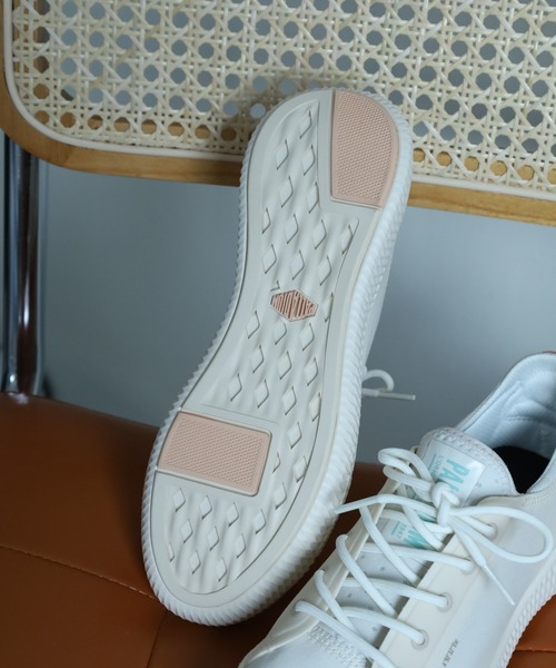 PALLADIUM(パラディウム)の「PALLANOVA CVS パラノヴァキャンバス スニーカー(スニーカー・レディース・ブラック/グレー系/オフホワイト・24cm/23.5cm/25cm/24.5cm/22.5cm)」の18枚目の写真