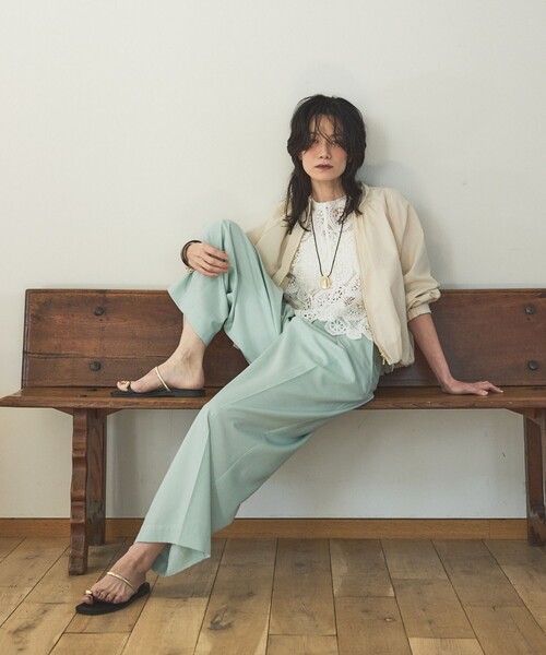 qualite（カリテ）の「【撥水ナイロン使用】ナイロンドレープブルゾン/春服/夏服/オフィスカジュアル（ブルゾン・レディース・アイボリー/ネイビー・フリー）」の5枚目の写真