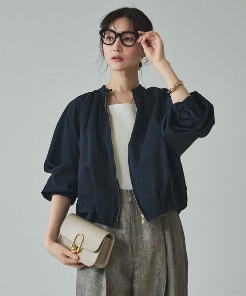 qualite（カリテ）の「【撥水ナイロン使用】ナイロンドレープブルゾン/春服/夏服/オフィスカジュアル（ブルゾン・レディース・アイボリー/ネイビー・フリー）」の17枚目の写真