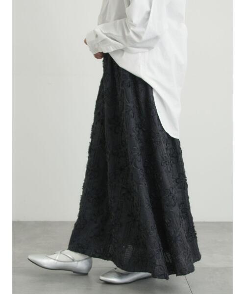 Samansa Mos2（サマンサ モスモス）の「花柄テープ刺繍フレアスカート（スカート・レディース・オフホワイト/ブラック・F）」の5枚目の写真