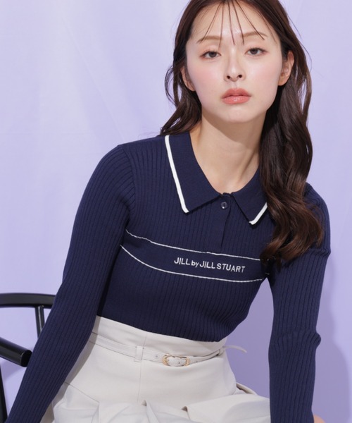 JILL by JILL STUART(ジルバイジルスチュアート)の「ポロ襟配色ラインリブニット(ニット/セーター・レディース・ネイビー/ブルー/ホワイト/ピンク・FREE)」の2枚目の写真