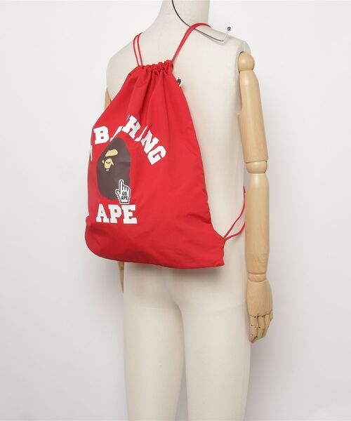 A BATHING APE(アベイシングエイプ)の「GO APE POINTER COLLEGE KNAPSACK BAPEC(バックパック/リュック・メンズ・オリーブ/ブラック/レッド/ネイビー/ベージュ・FREE)」の11枚目の写真