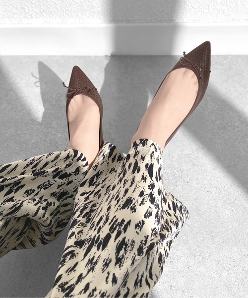 MAMIAN（マミアン）の「ポインテッドトゥ メッシュ バレエシューズ（バレエシューズ・レディース・ベージュ/ホワイト/ダークブラウン/ブラック・24.5cm/24.0cm/23.5cm/23.0cm/22.5cm/25.0cm）」の4枚目の写真