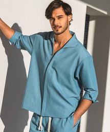 1PIU1UGUALE3  RELAX （ウノピゥウノウグァーレトレ リラックス）の「1PIU1UGUALE3 RELAX(ウノピゥウノウグァーレトレ リラックス)イタリアンカラー 刺繍ロゴ インディゴシャツ   WEB・直営店限定（シャツ/ブラウス）」