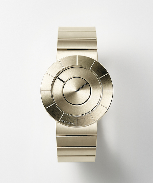 ISSEY MIYAKE（イッセイミヤケ）の「ISSEY MIYAKE TO NY0N005 Gold（アナログ腕時計・レディース・ゴールド・FREE）」の2枚目の写真
