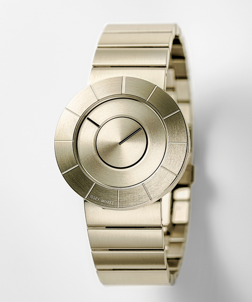 ISSEY MIYAKE（イッセイミヤケ）の「ISSEY MIYAKE TO NY0N005 Gold（アナログ腕時計・レディース・ゴールド・FREE）」の3枚目の写真