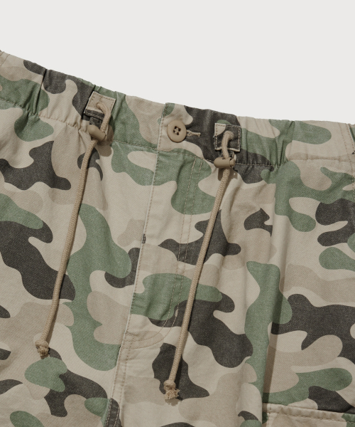 COVERNAT(カバーナット)の「ワイドコットンパラシュートパンツカモ(スウェットパンツ・レディース・その他・SMALL/MEDIUM/LARGE)」の7枚目の写真