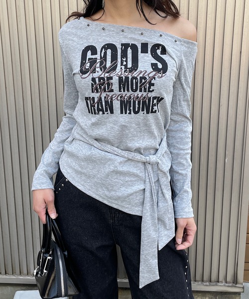ROGER AND RAW(ロジャーアンドロウ)の「スタッズワンショルアシメトップス(Tシャツ/カットソー・レディース・ホワイト/ブラック/グレー・FREE)」の16枚目の写真