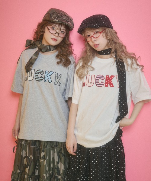 WC(ダブル シー)の「パッチワークロゴビッグT(Tシャツ/カットソー・レディース・グレー/ホワイト・FREE)」の19枚目の写真