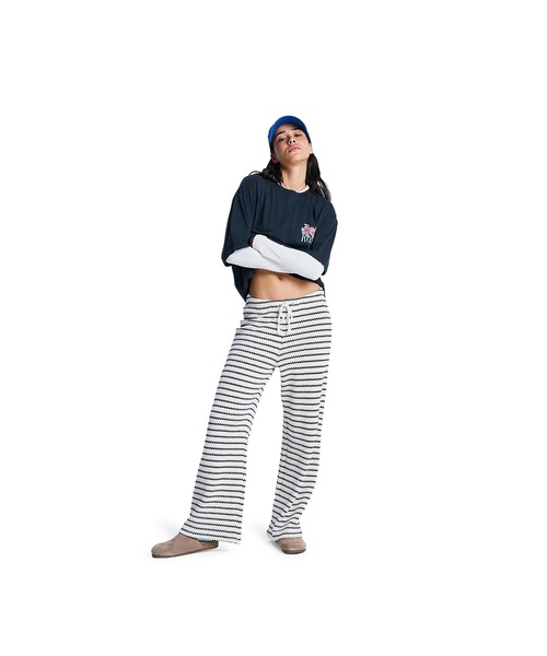 ROXY(ロキシー)の「ROXY ウィメンズ TALLOVERSIZE WASHED Tシャツ 【2026年春夏モデル】/ロキシー半袖Tシャツ(Tシャツ/カットソー・レディース・バーガンディー/ブラック・MEDIUM/SMALL)」の5枚目の写真