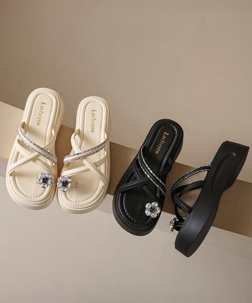 Miniministore(ミニミニストア)の「クロスストラップ厚底トングサンダル夏美脚(サンダル・レディース・ブラック/アイボリー・23.0cm/22.5cm/24.5cm/24.0cm/23.5cm)」の18枚目の写真