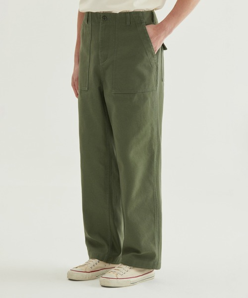 COVERNAT（カバーナット）の「[SOOBIN着用] WIDE BACK SATIN FATIGUE PANTS（その他パンツ・メンズ・アイボリー/オリーブ・SMALL/MEDIUM/LARGE/X-LARGE）」の19枚目の写真