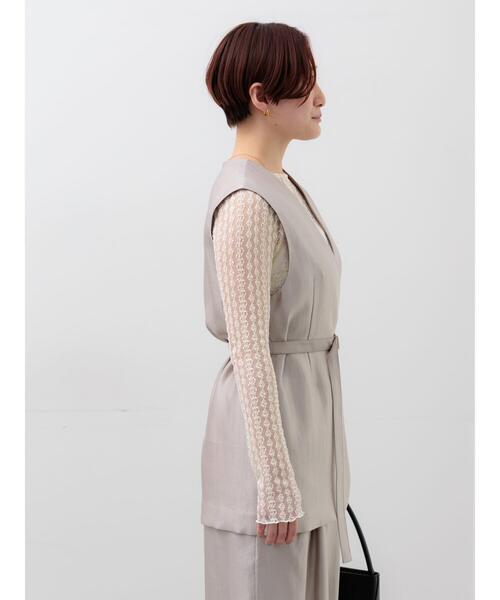 Te chichi(テチチ)の「シャイニーノーカラージレ(セットアップ可)(ベスト・レディース・モカ/オフホワイト・F)」の10枚目の写真