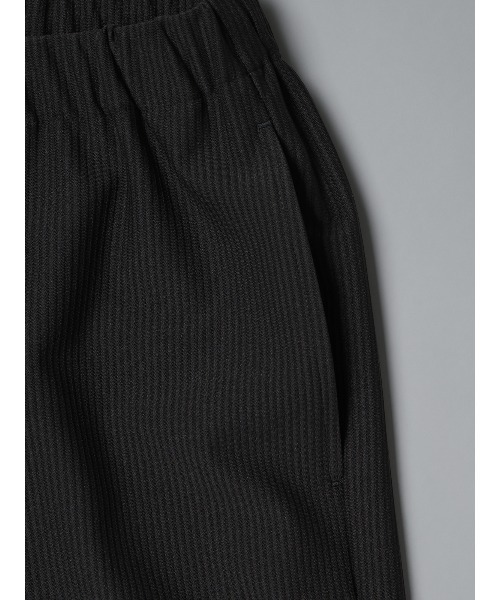 GOOVI（グービ）の「GOOVI／イージーパンツ／ウォッシャブル／ストレッチ／トリコットシアサッカー（スーツパンツ・メンズ・グレー/ブラック・1/2/3）」の15枚目の写真