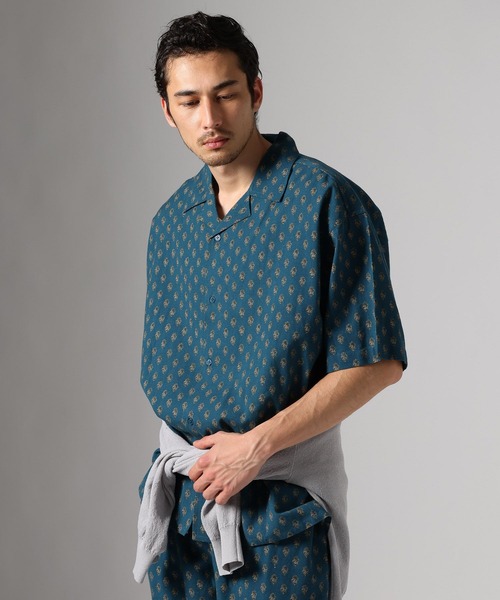 BAYFLOW（ベイフロー）の「インド柄オープンカラーシャツ（シャツ/ブラウス・メンズ・ブラウン/ブルー/ブラック・LARGE/MEDIUM）」の3枚目の写真
