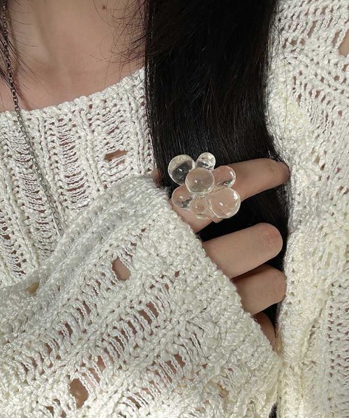 Vipoa(ヴィポア)の「flowermotif clear ring(リング・レディース・クリア・ONE SIZE)」の3枚目の写真