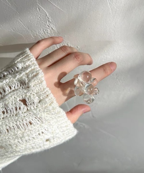 Vipoa(ヴィポア)の「flowermotif clear ring(リング・レディース・クリア・ONE SIZE)」の19枚目の写真