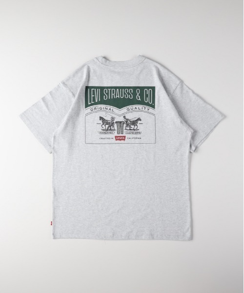 Levi's(リーバイス)の「【Levi's】グラフィックTシャツ (半袖 / バックプリント / アメカジ / ヴィンテージライク / リラックスフィット / クルーネック)(Tシャツ/カットソー・メンズ・グレー・S/M/L)」の1枚目の写真