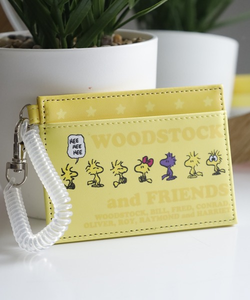 FUNALIVE（ファンアライブ）の「SNOOPY スヌーピー シングルパスケース 合皮（パスケース・レディース・ブルー/ブラウン/パープル/イエロー/グリーン/ベージュ/ホワイト系・FREE）」の18枚目の写真