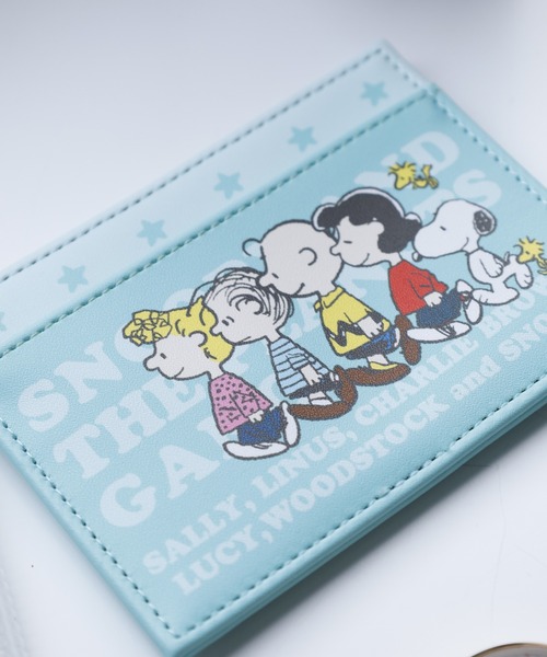 FUNALIVE（ファンアライブ）の「SNOOPY スヌーピー シングルパスケース 合皮（パスケース・レディース・ブルー/ブラウン/パープル/イエロー/グリーン/ベージュ/ホワイト系・FREE）」の21枚目の写真