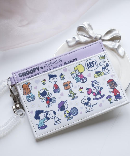 FUNALIVE（ファンアライブ）の「SNOOPY スヌーピー シングルパスケース 合皮（パスケース・レディース・ブルー/ブラウン/パープル/イエロー/グリーン/ベージュ/ホワイト系・FREE）」の8枚目の写真