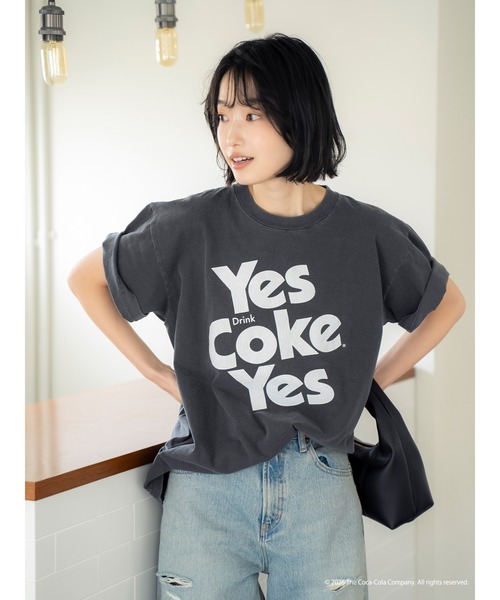 Ungrid(アングリッド)の「Coca Cola Tee(Tシャツ/カットソー・レディース・チャコールグレー/レッド・FREE)」の4枚目の写真