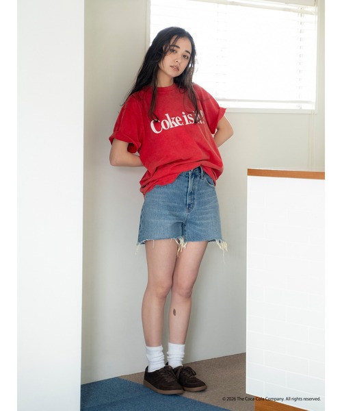 Ungrid(アングリッド)の「Coca Cola Tee(Tシャツ/カットソー・レディース・チャコールグレー/レッド・FREE)」の13枚目の写真