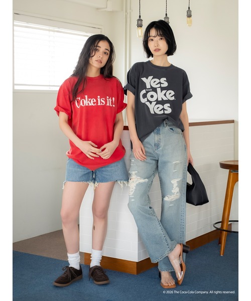 Ungrid(アングリッド)の「Coca Cola Tee(Tシャツ/カットソー・レディース・チャコールグレー/レッド・FREE)」の16枚目の写真