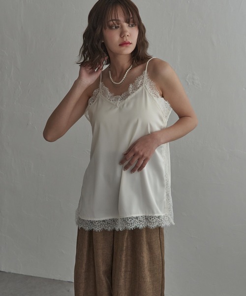 notch.(ノッチ)の「サイドスリットレースサテンキャミ(キャミソール・レディース・オフホワイト/ブラック・M)」の7枚目の写真